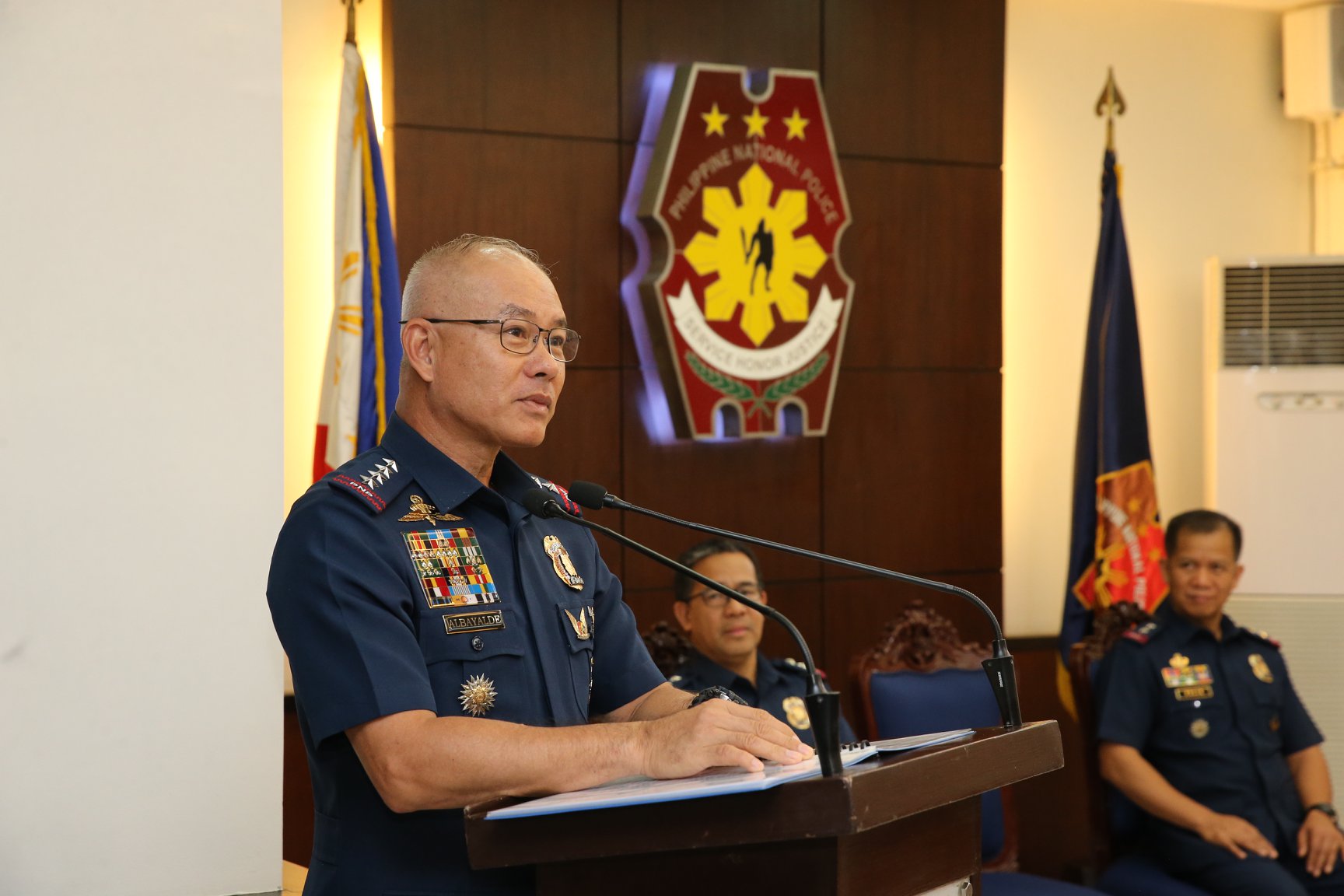 Pnp Chief Mans Gensan Checkpoint Surprises Motorists Ptv News