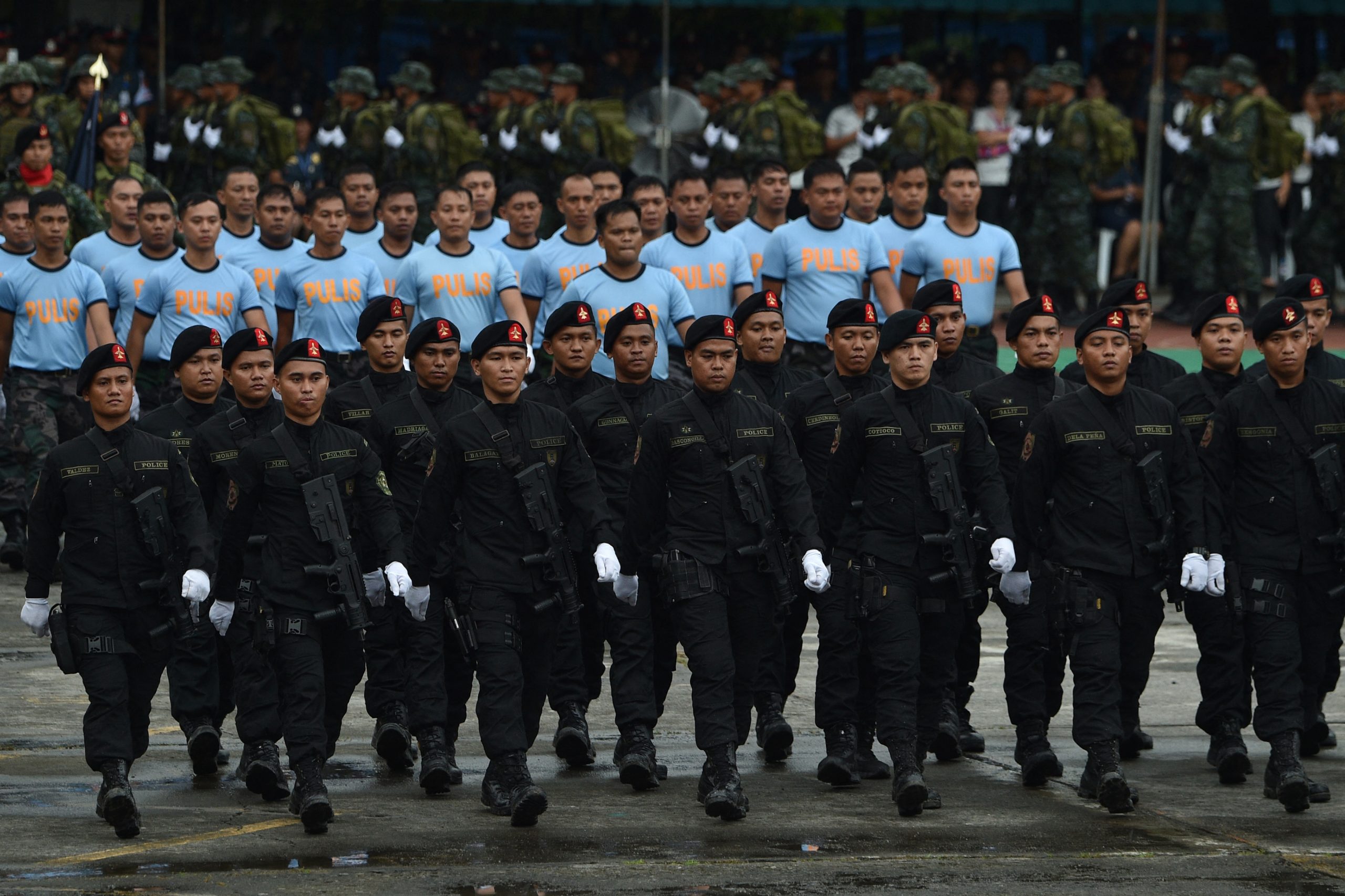 AFP Chief awards ranks to four senior officers - PTV News