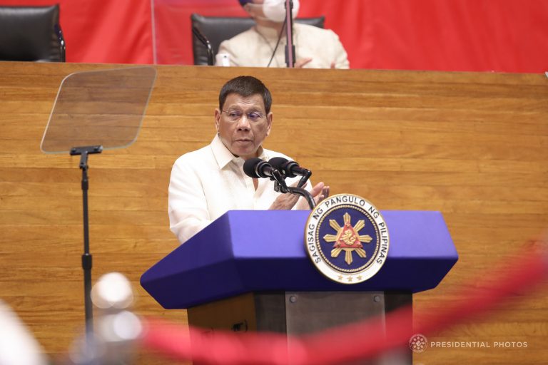 PRRD honors Filipino frontliners on National Heroes’ Day