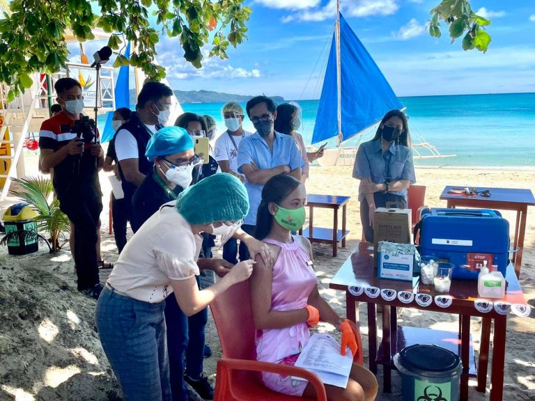 PRRD allows casino operation in Boracay