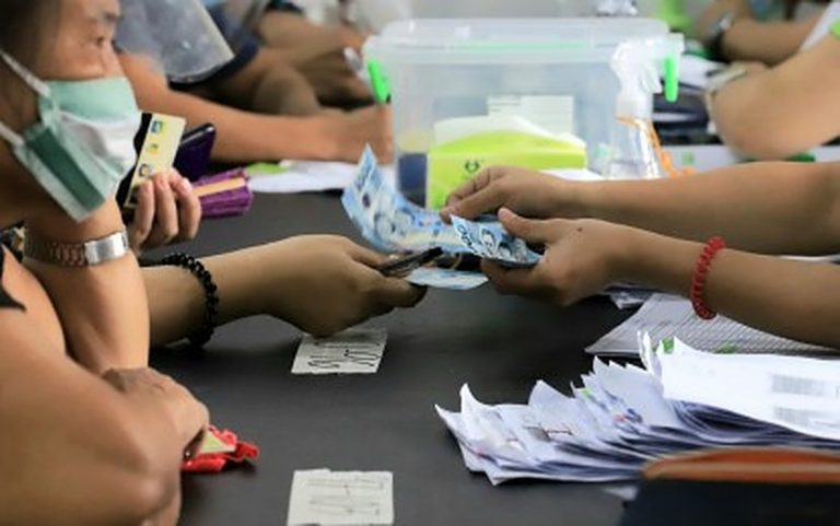 Women’s group, PWDs in Davao receive DOLE aid
