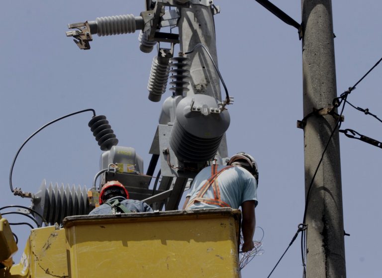 Red alert raised over Luzon grid, yellow over Visayas