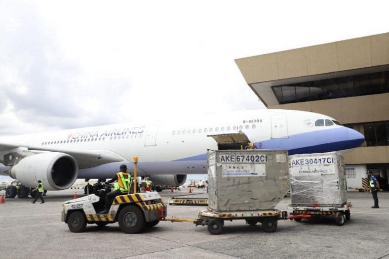 Private sector, LGUs get procured 502-K AstraZeneca doses