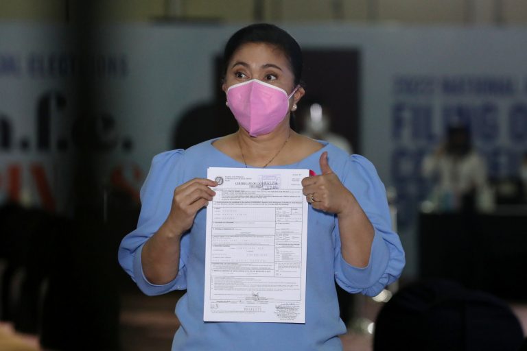 VP Leni joins presidential race, files COC for presidency