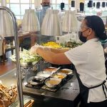 A restaurant worker. (Photo from PNA)