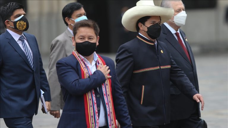 Peru’s president announces resignation of PM