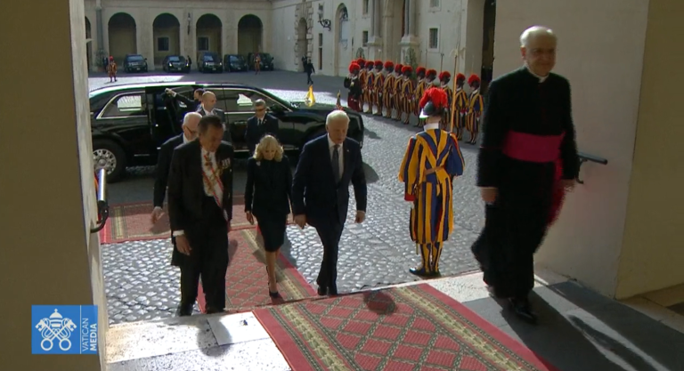 US Pres. Biden meets Pope Francis in Vatican