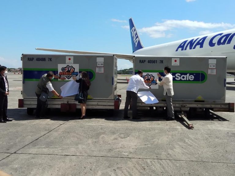 PH receives 1-M COVID-19 doses from Japan, COVAX