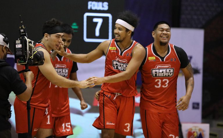 Pioneer wins thriller, advances to PBA 3X3 semis