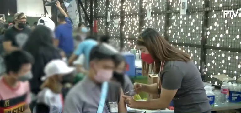 Minors among Baguio City’s jab recipients in vax drive