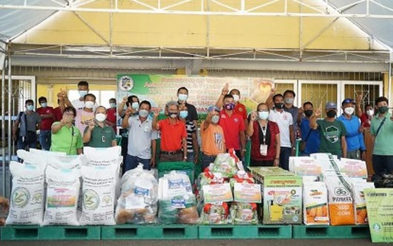 Farmers, fisherfolk in Pangasinan get P14-M agri inputs