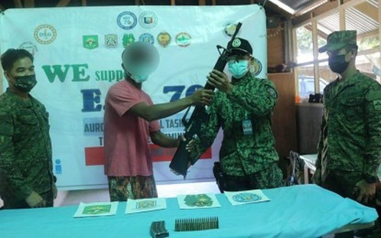 NPA rebel surrenders in Baler, tired of life on the run