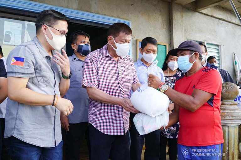 PRRD visits Dinagat Islands devastated by ‘Odette’