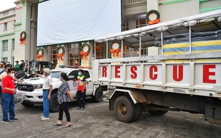 Bacolod City, NegOcc LGUs suspend work, classes due to ‘Odette’