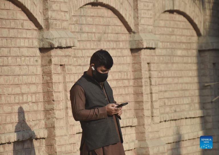 Pakistan detects 1st case of Omicron variant