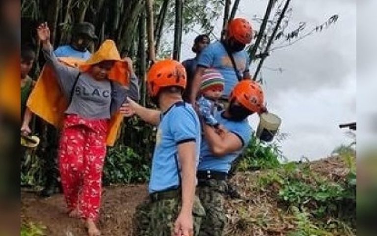 Over 82-K E. Visayas residents move to evacuation centers
