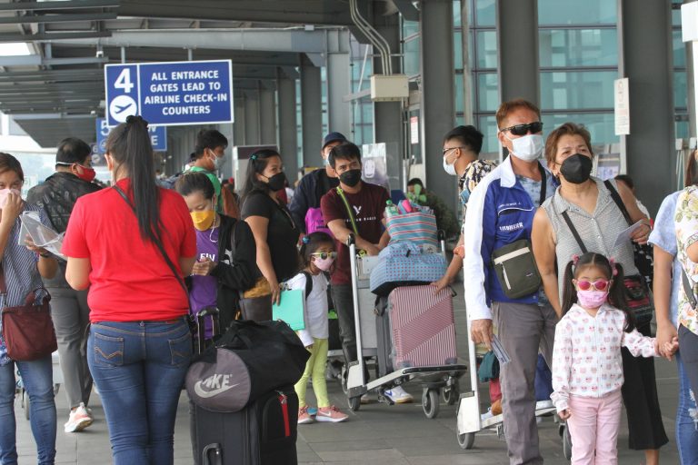 The provincial government of Negros Oriental is mulling requiring anew a negative antigen test for all travelers to the province, regardless of vaccination status. [photo: Avito Dalan | PNA]