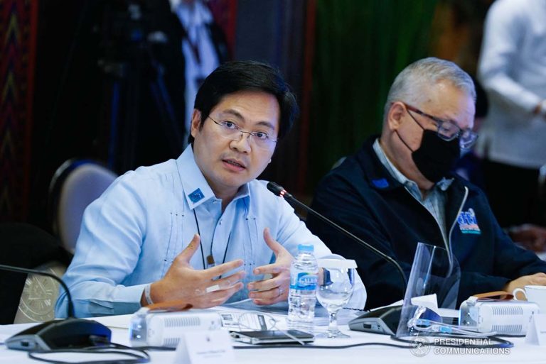 Anim na lugar sa bansa, iaakyat sa Alert Level 3 simula Enero 28