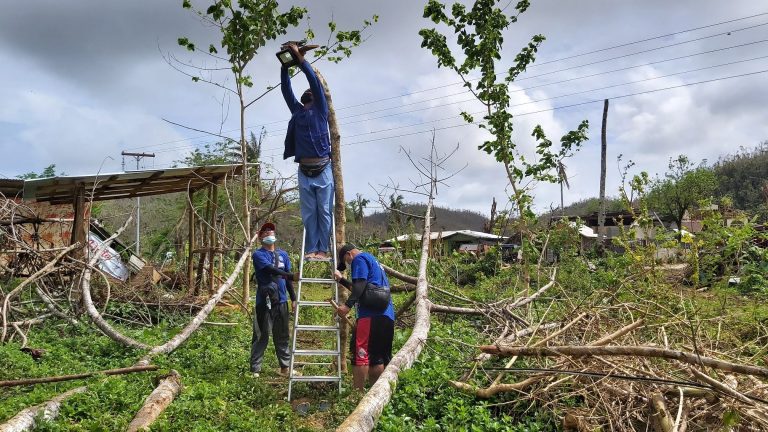 TESDA sets up solar lighting systems in Caraga