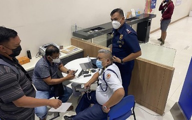 CDO police fetes ‘hero’ security guard