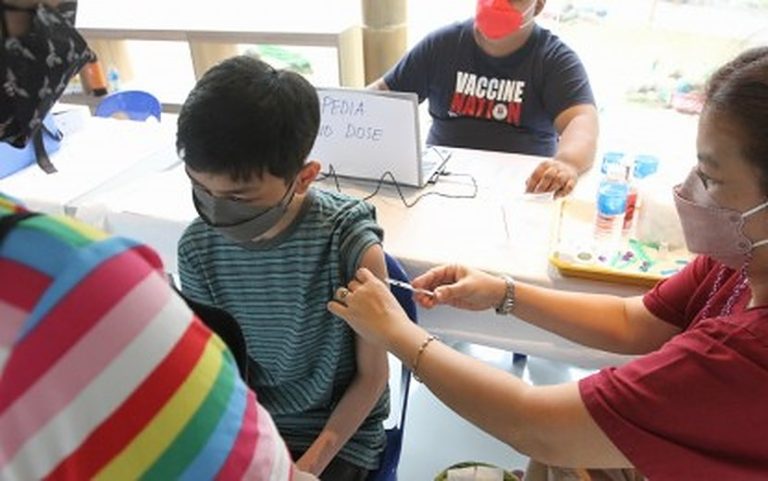Pediatricians say COVID-19 vax safe, effective for kids ages 5-11