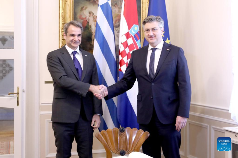 Croatia, Greece call for reducing tensions between Ukraine, Russia