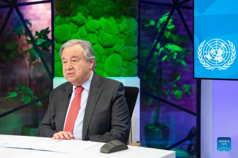 UN chief joins world leaders in calling for investment to end pandemic this year