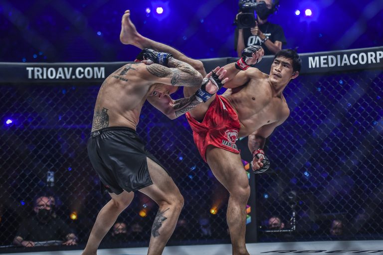 Eduard Folayang of Team Lakay won over John Wayne Parr via unanimous decision in their ONE X card on Mar. 26, 2022 in Singapore. [ONE Championship photo]