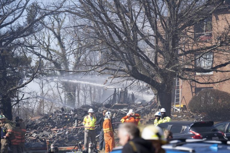 Five in critical condition after explosion crumbles apartments in U.S. state Maryland
