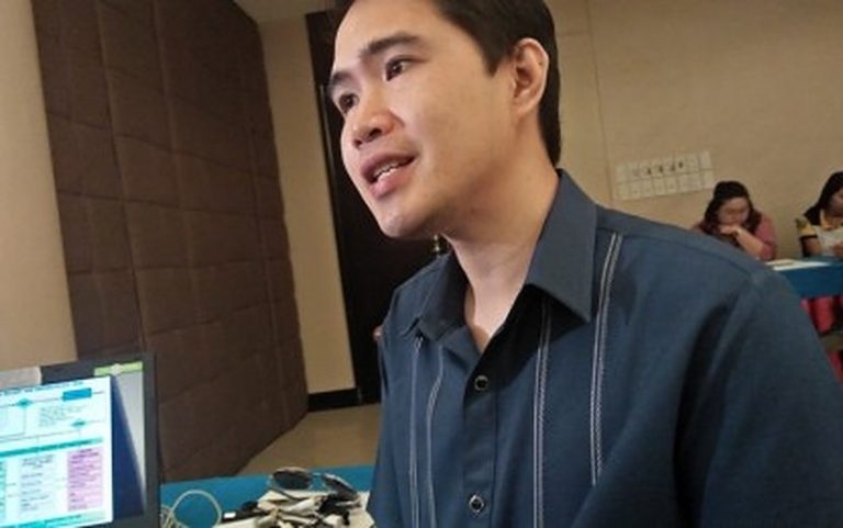 5.6-K graduate from drug rehab program in W. Visayas