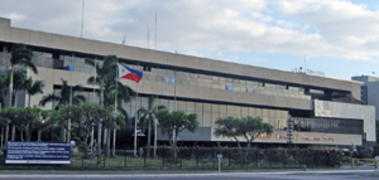 SEC sets cap on interest rates, fees by lending firms