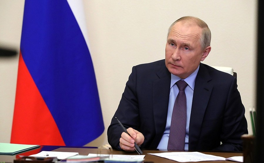 Russian President Vladimir Putin attends a government meeting via video link on the current situation in Russia's oil and gas sector on April 14, 2022. (Kremlin photo)