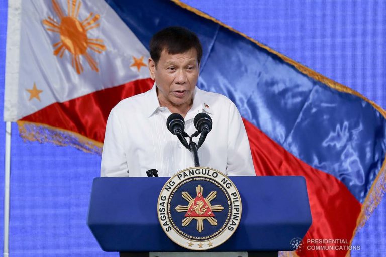 Duterte slams red tape, calls on offices to improve service