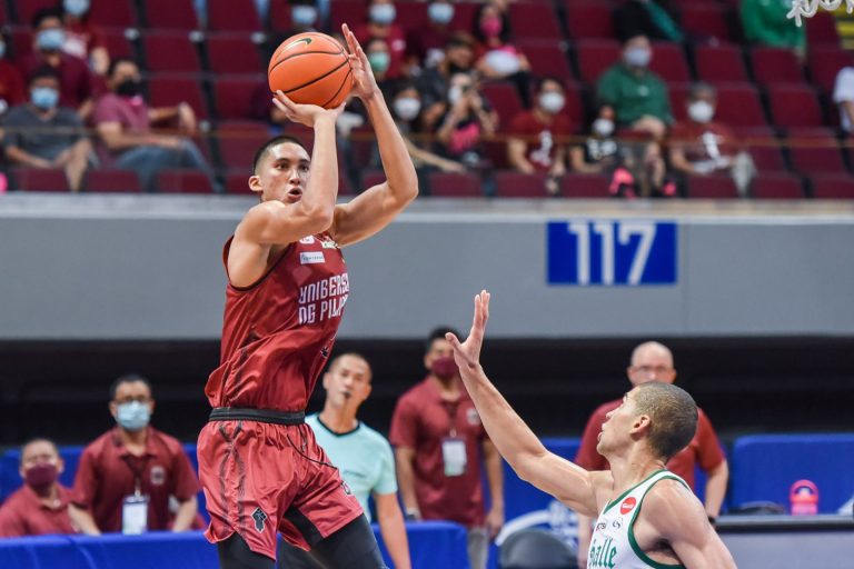 Fighting Maroons, Bulldogs triumph