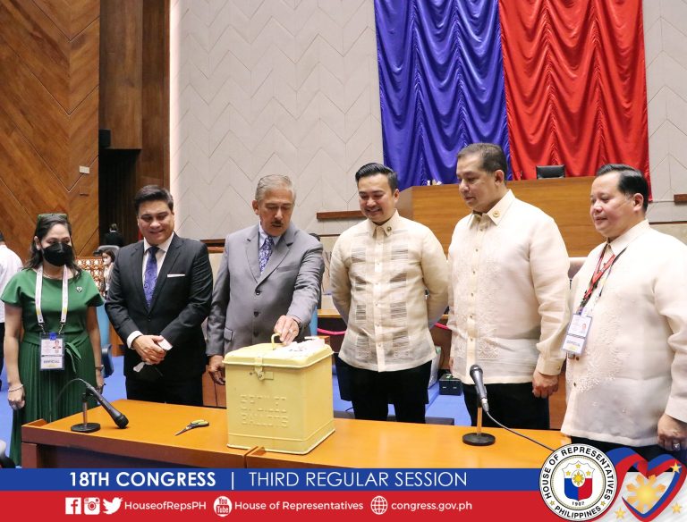 Congress convenes to canvass votes for president, VP
