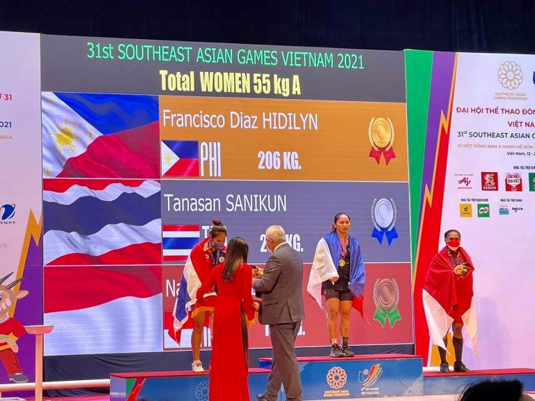 Hidilyn Diaz clinches anew SEA Games gold