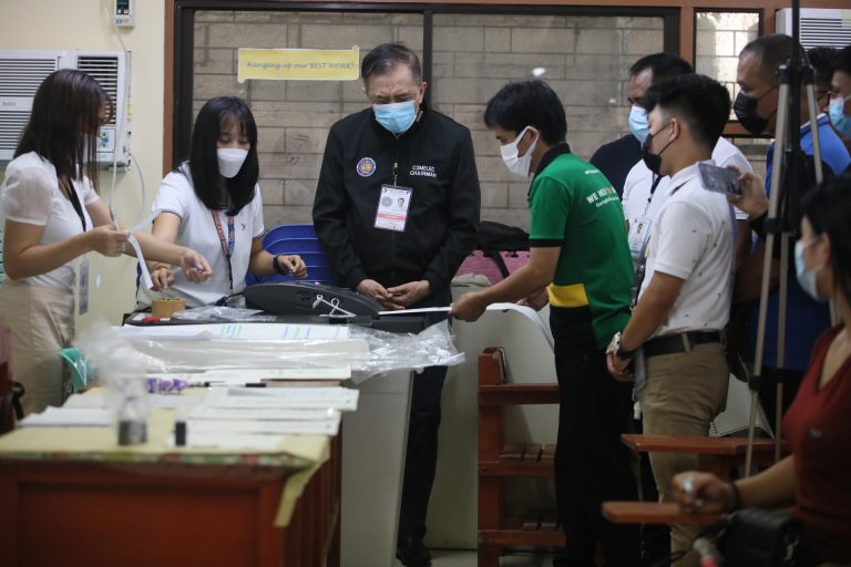 Comelec suspends NBOC early, to resume Tuesday afternoon