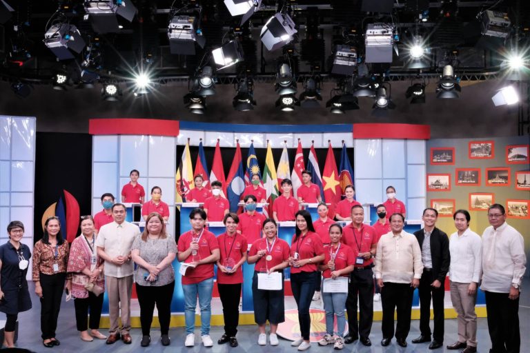 Bicol student wins in 10th ASEAN Quiz National Competition; Top 3 to represent PH in Myanmar