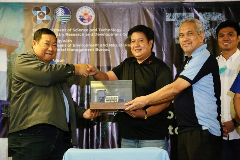 DOST readies Camanava for typhoons with garbage collecting technology
