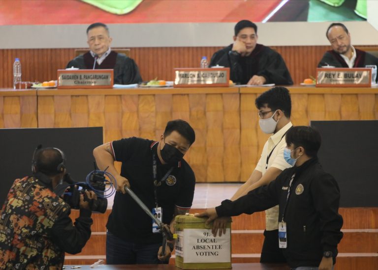 Comelec eyes to proclaim winning senators, party-lists Tuesday
