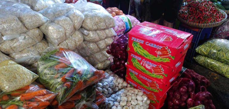 Marcos urged to stop vegetable smuggling