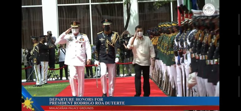 Duterte leaves Palace as term ends