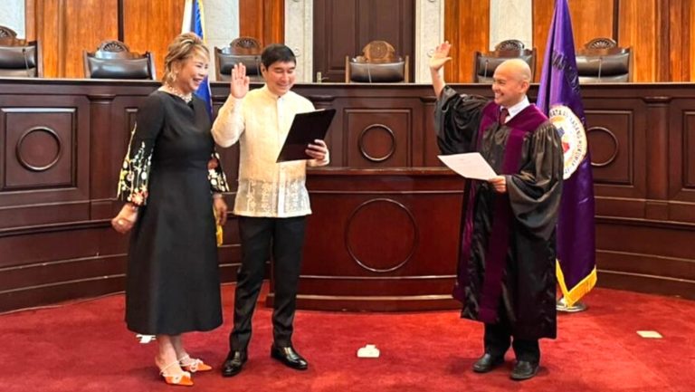 Senator-elect Raffy Tulfo takes oath