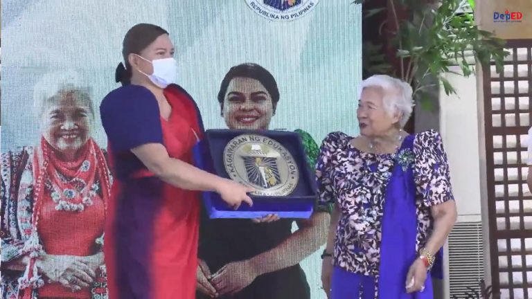 DepEd leadership handed over to VP Duterte