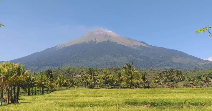 Phivolcs: Kanlaon Volcano ‘swelling’ over past month