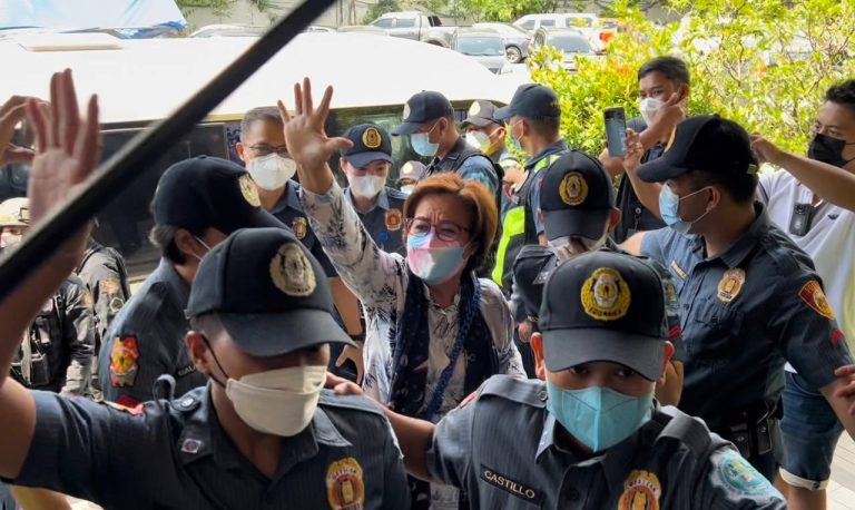 De Lima hostaged in Camp Crame jail