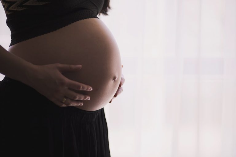 Study shows ‘dramatic decline’ in childbearing among Filipino teens