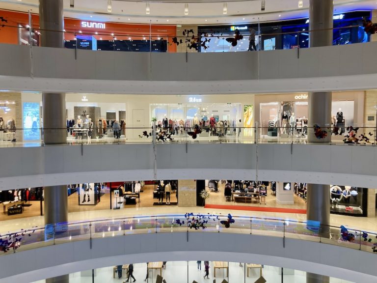 Metro Manila malls to extend operating hours ahead of holiday season