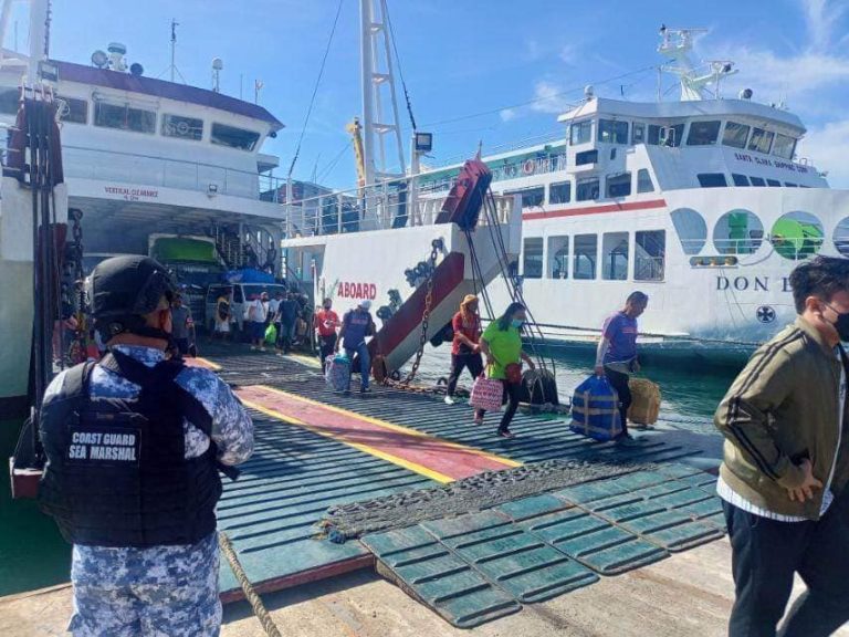 Over 46-K outbound passengers flock to ports days before Christmas