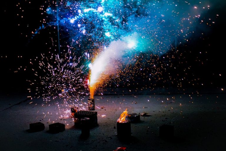 Quezon City bans use of firecrackers, fireworks by private household
